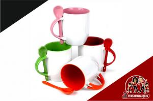 CANECA PORCELANA COM COLHER COLORIDO Ceramica branca com alça colorida  4x0 Brilho  